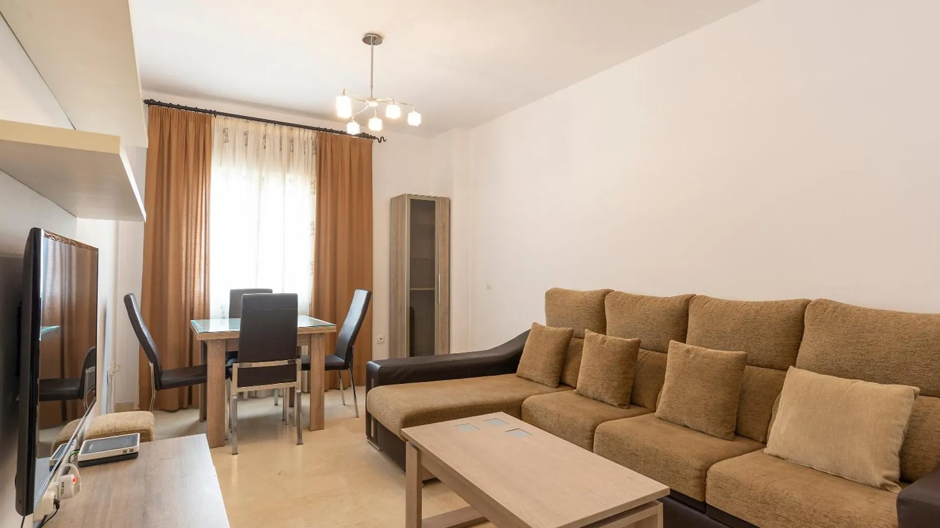 Huelin Beach مالقة 0*,  إسبانيا